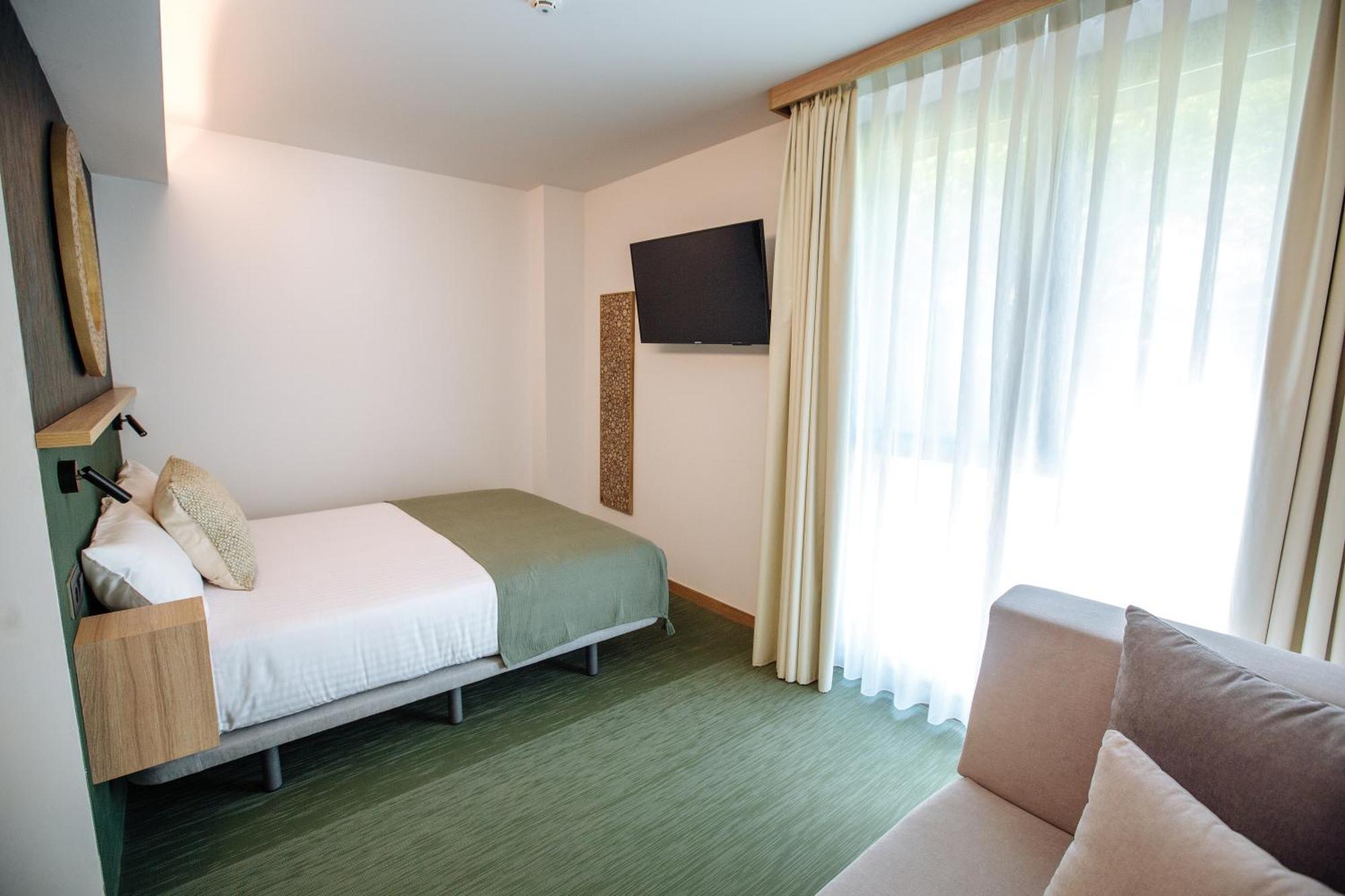 Hotel Ecos Del Sella Onís Rum bild